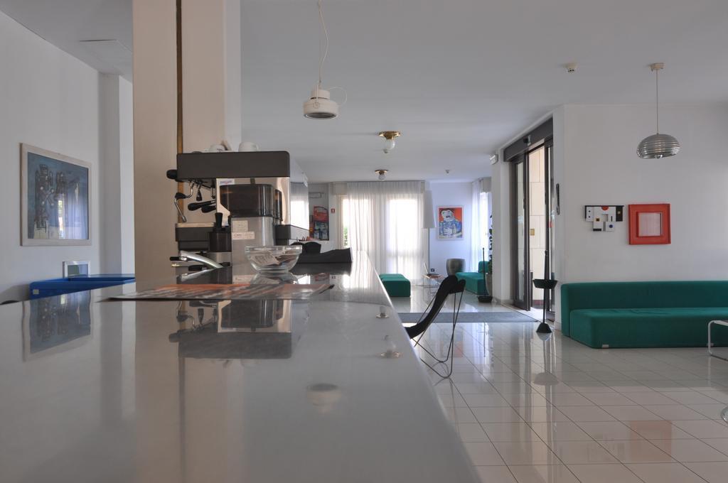 פסארו Hotel Nettuno מראה חיצוני תמונה