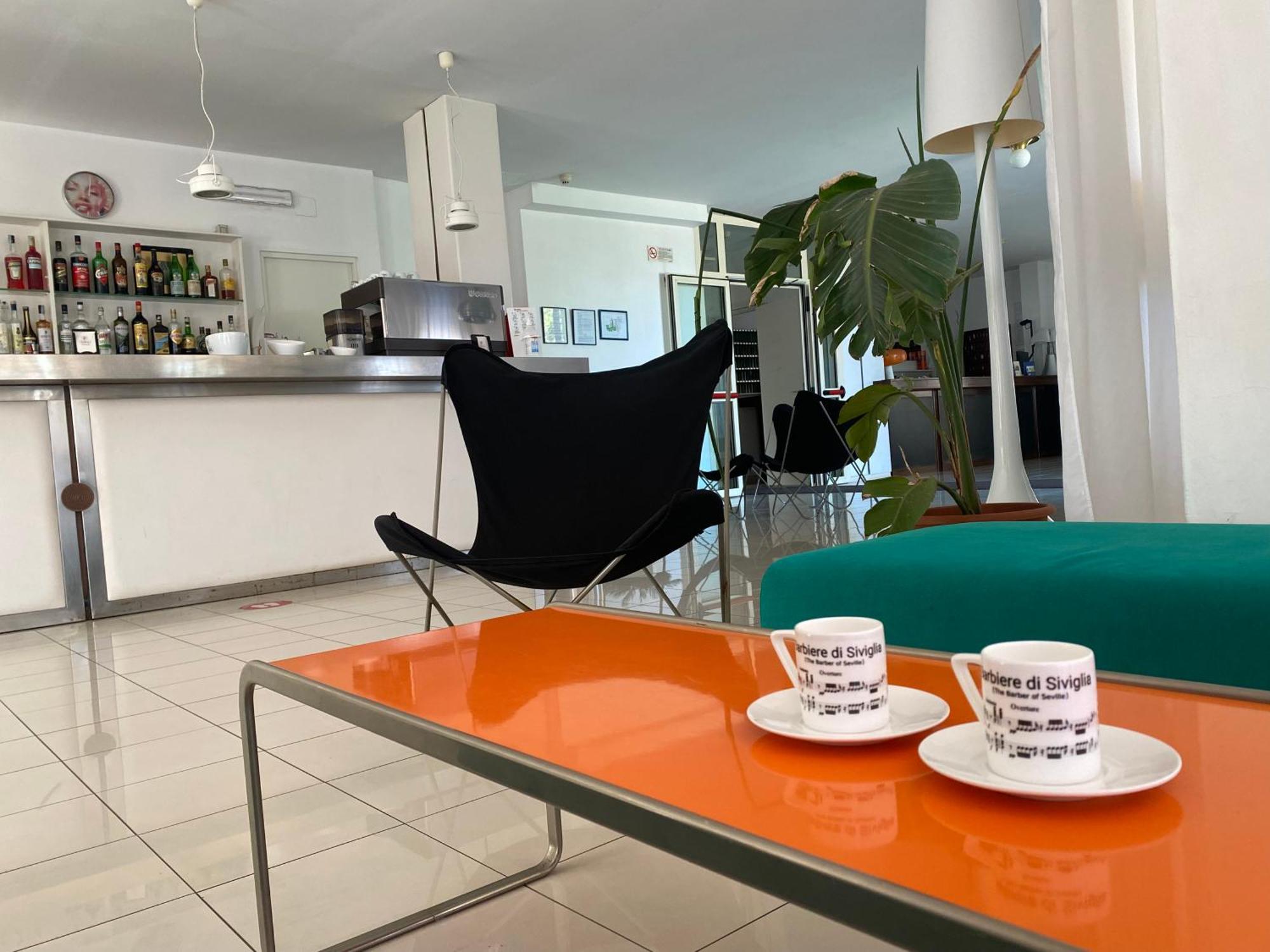 פסארו Hotel Nettuno מראה חיצוני תמונה