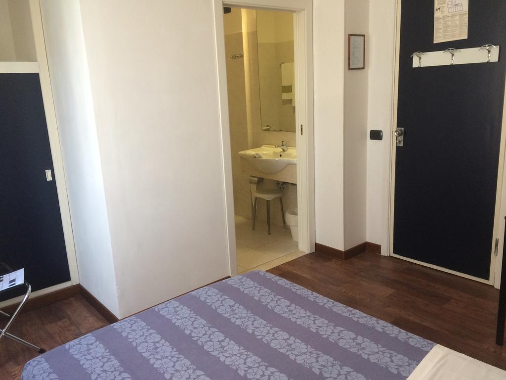פסארו Hotel Nettuno מראה חיצוני תמונה