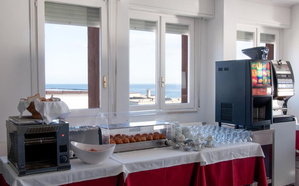 פסארו Hotel Nettuno מראה חיצוני תמונה