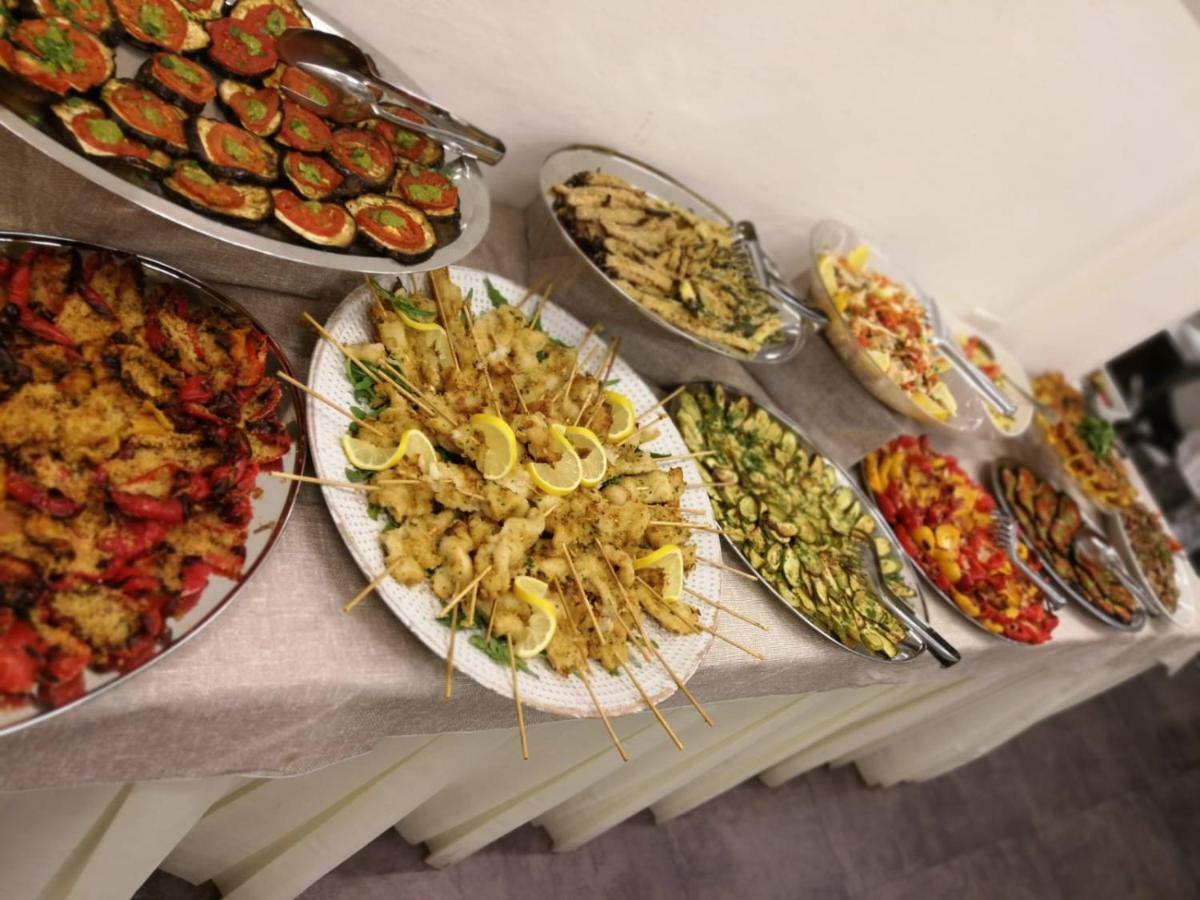 פסארו Hotel Nettuno מראה חיצוני תמונה