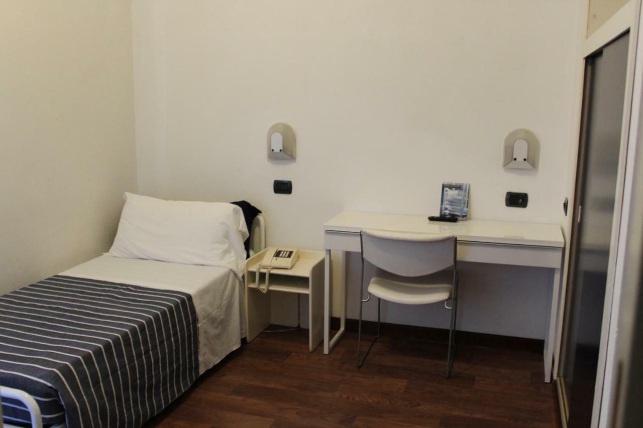 פסארו Hotel Nettuno מראה חיצוני תמונה